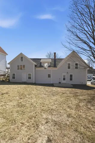 7 West Street Tilton NH 03276