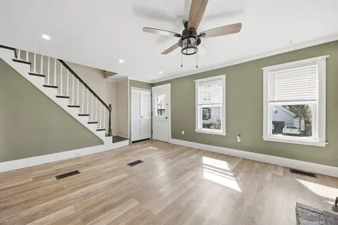 7 West Street Tilton NH 03276