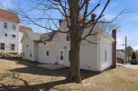 7 West Street Tilton NH 03276