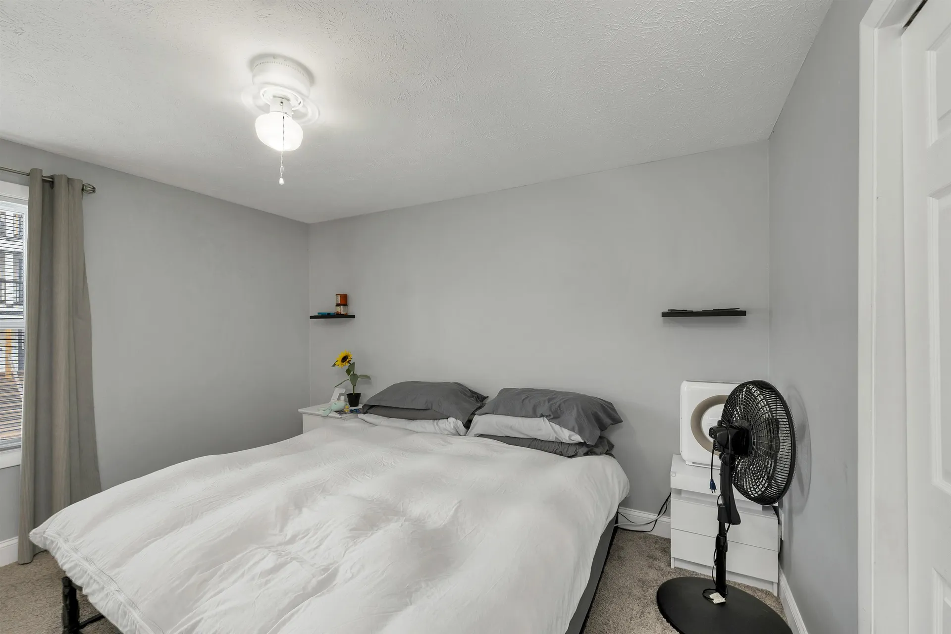 479 Lake Avenue Manchester NH 03103