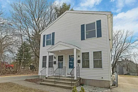 479 Lake Avenue Manchester NH 03103