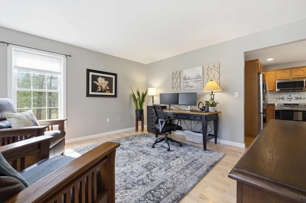64 Peppermint Street Goffstown NH 03045