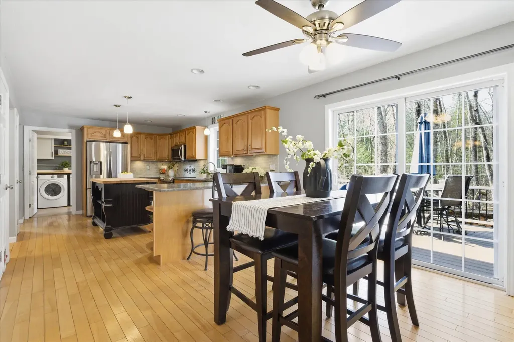 64 Peppermint Street Goffstown NH 03045