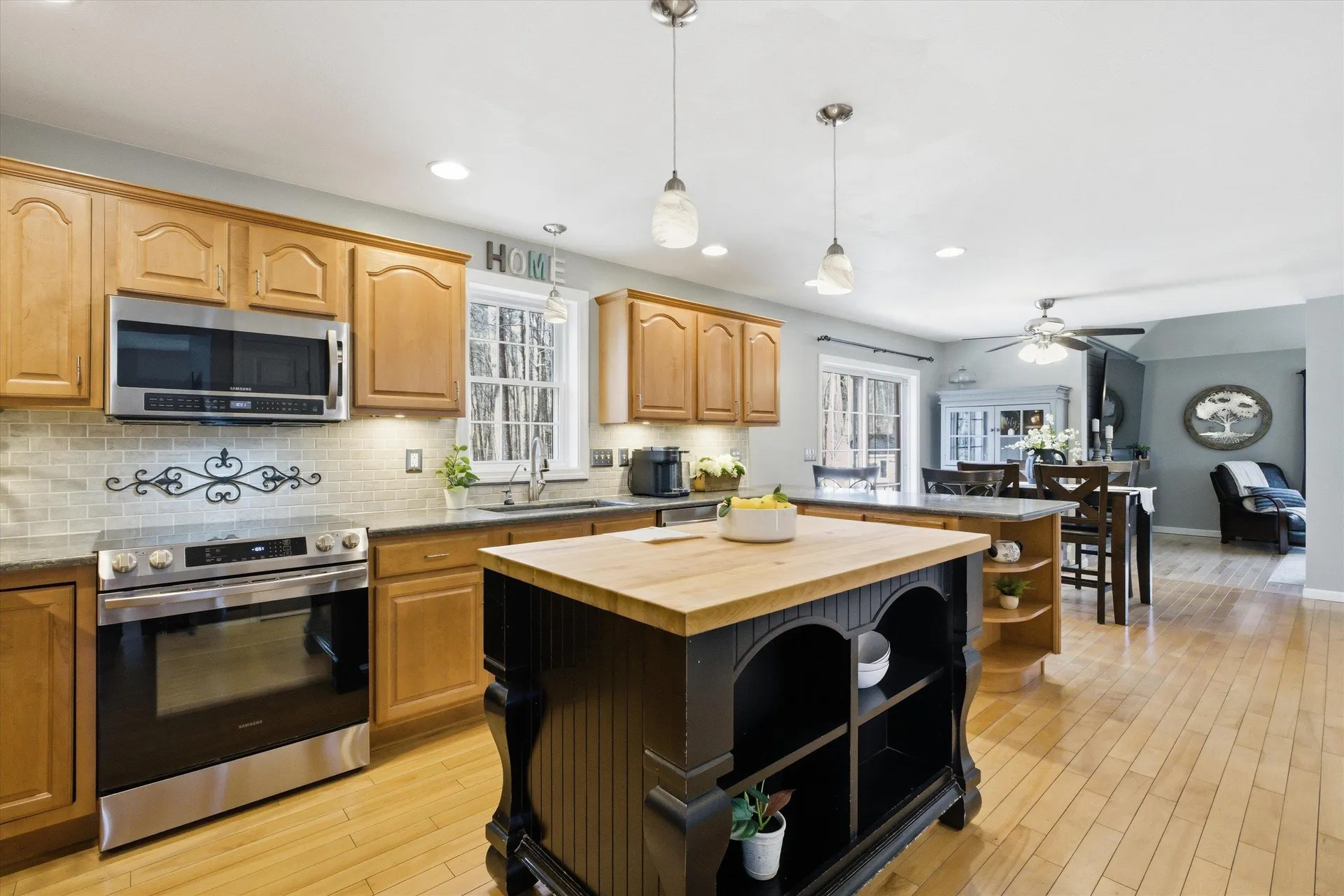 64 Peppermint Street Goffstown NH 03045