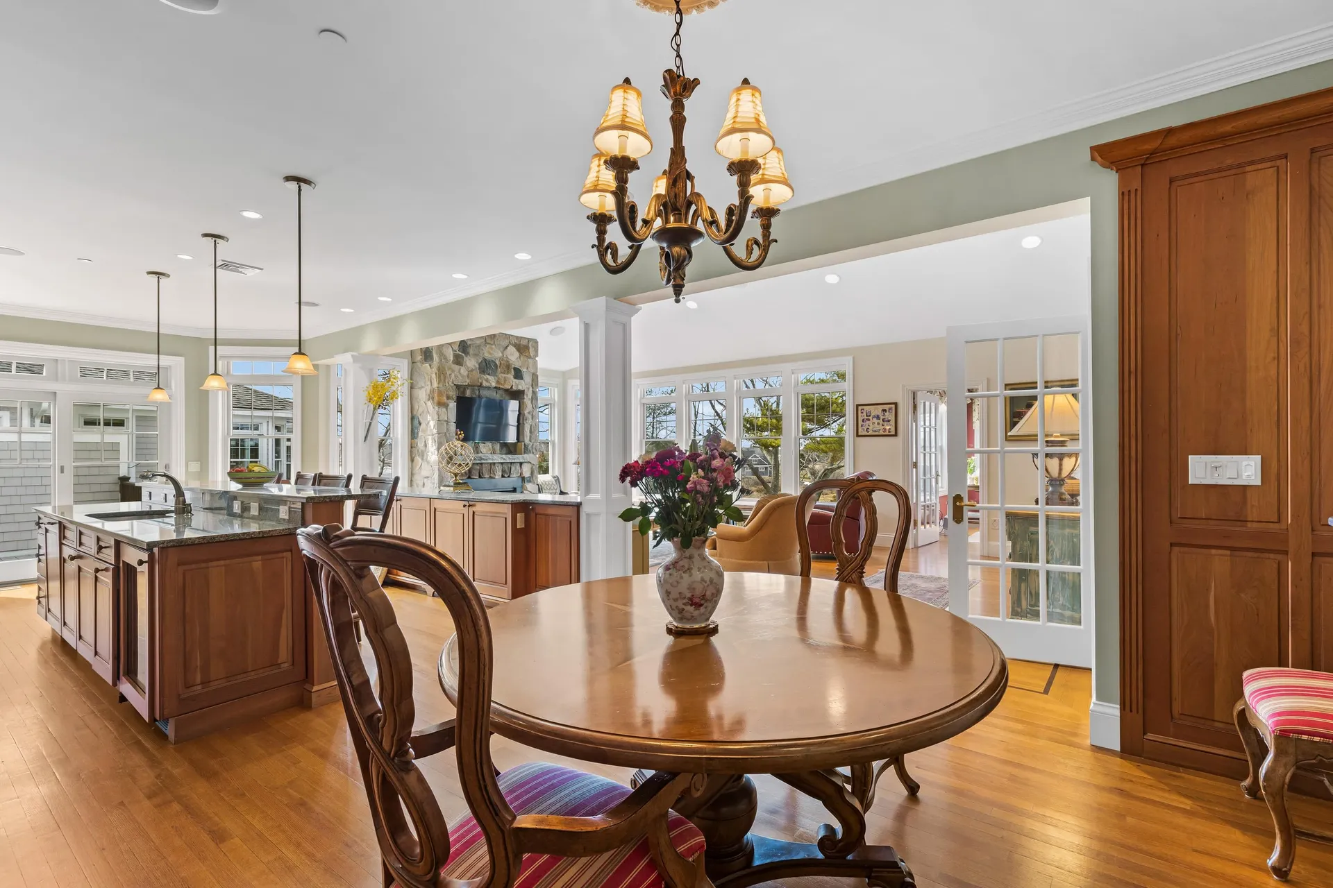 8 Campbells Lane New Castle NH 03854