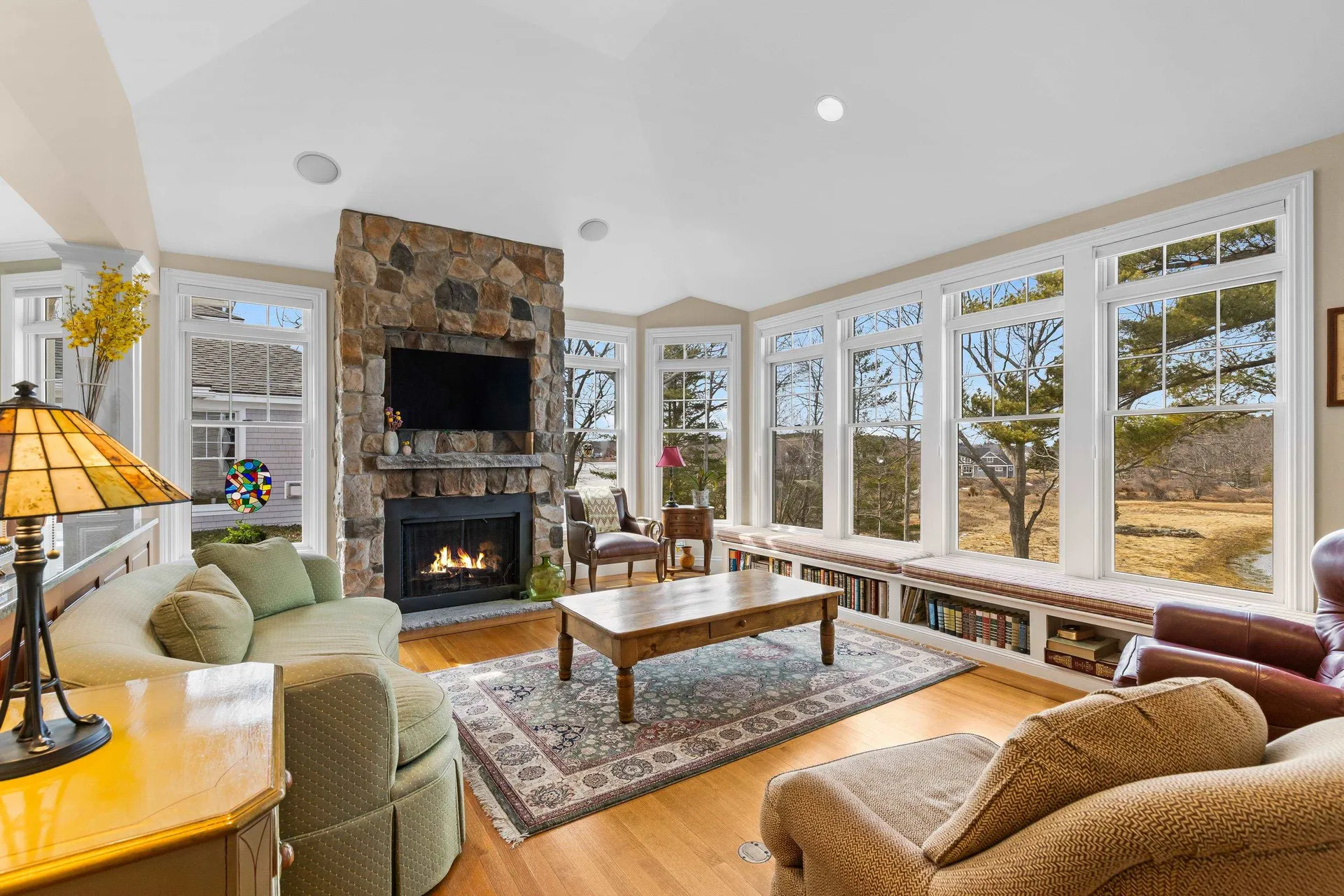 8 Campbells Lane New Castle NH 03854