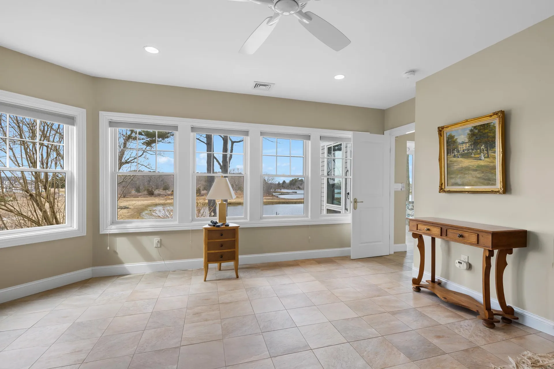 8 Campbells Lane New Castle NH 03854
