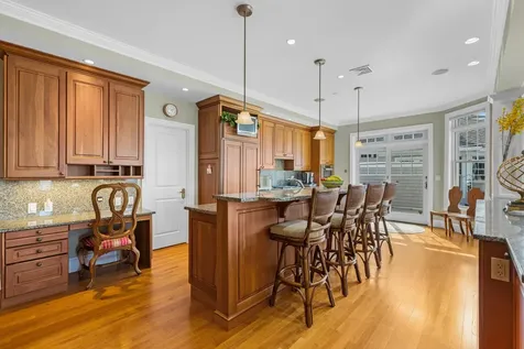 8 Campbells Lane New Castle NH 03854