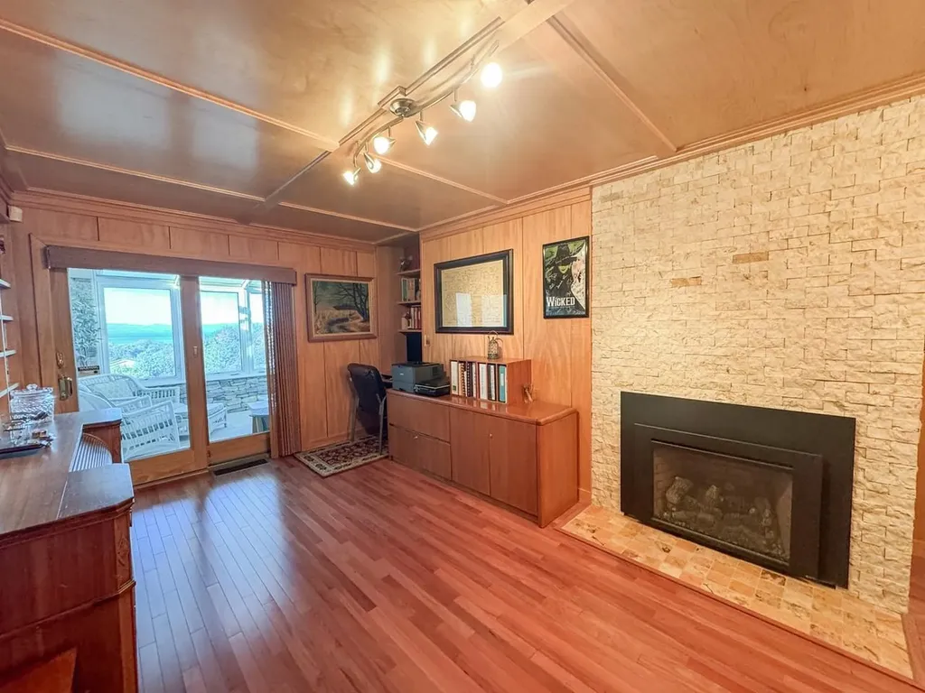 165 Crescent Road Burlington VT 05401