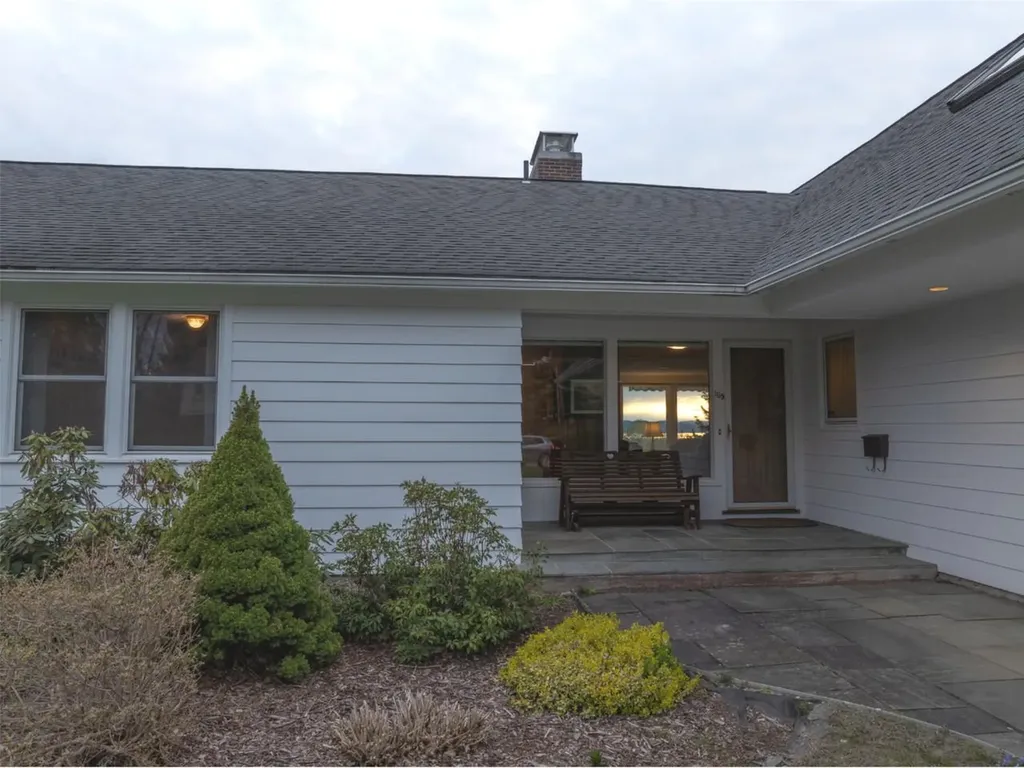 165 Crescent Road Burlington VT 05401