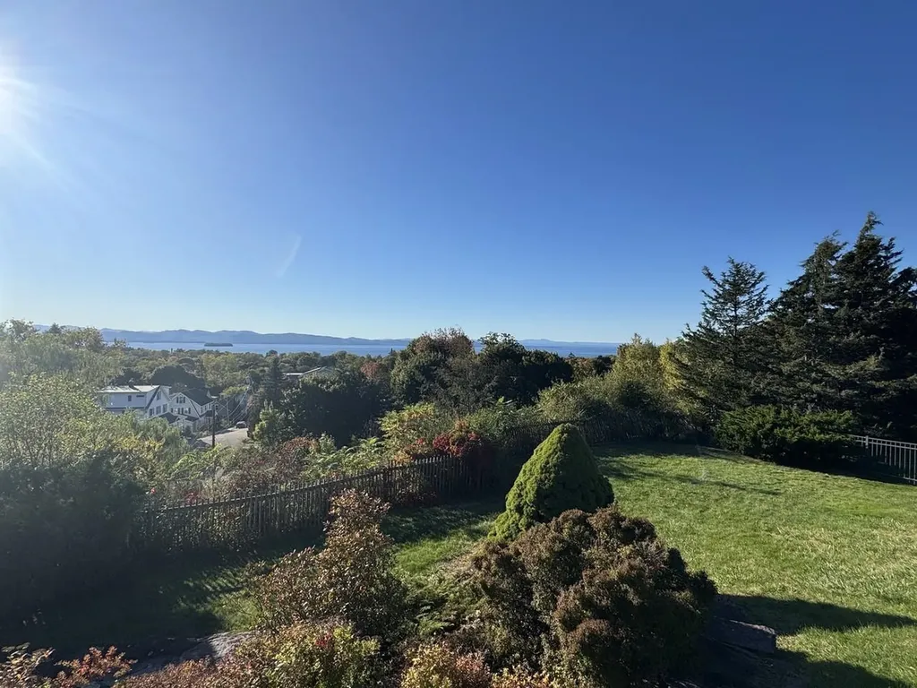 165 Crescent Road Burlington VT 05401