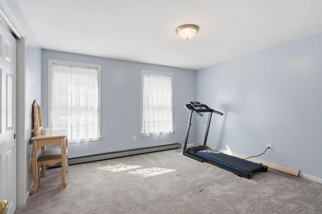 87 Overledge Extension Derry NH 03038