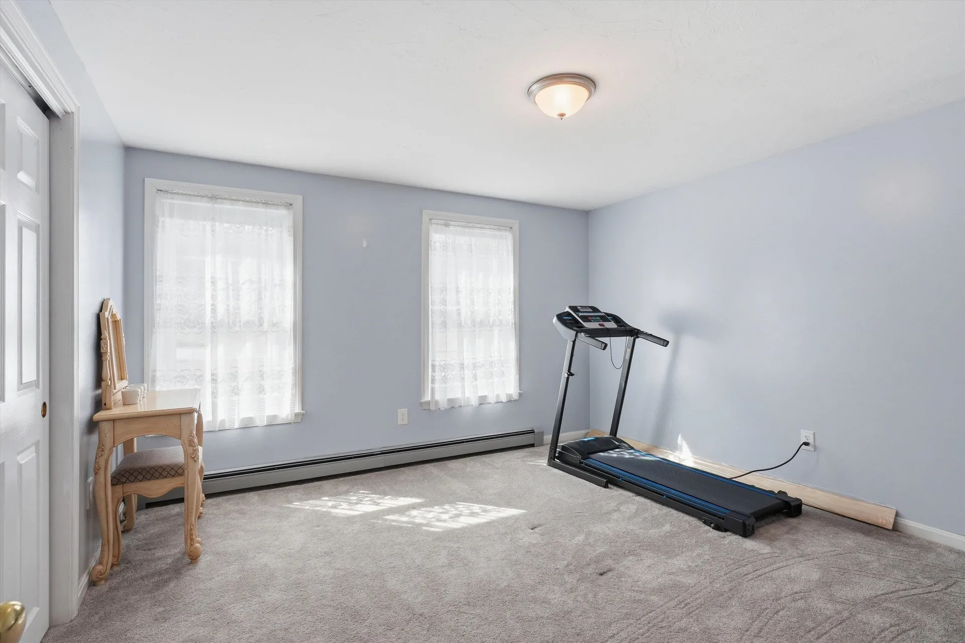 87 Overledge Extension Derry NH 03038