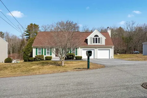 87 Overledge Extension Derry NH 03038