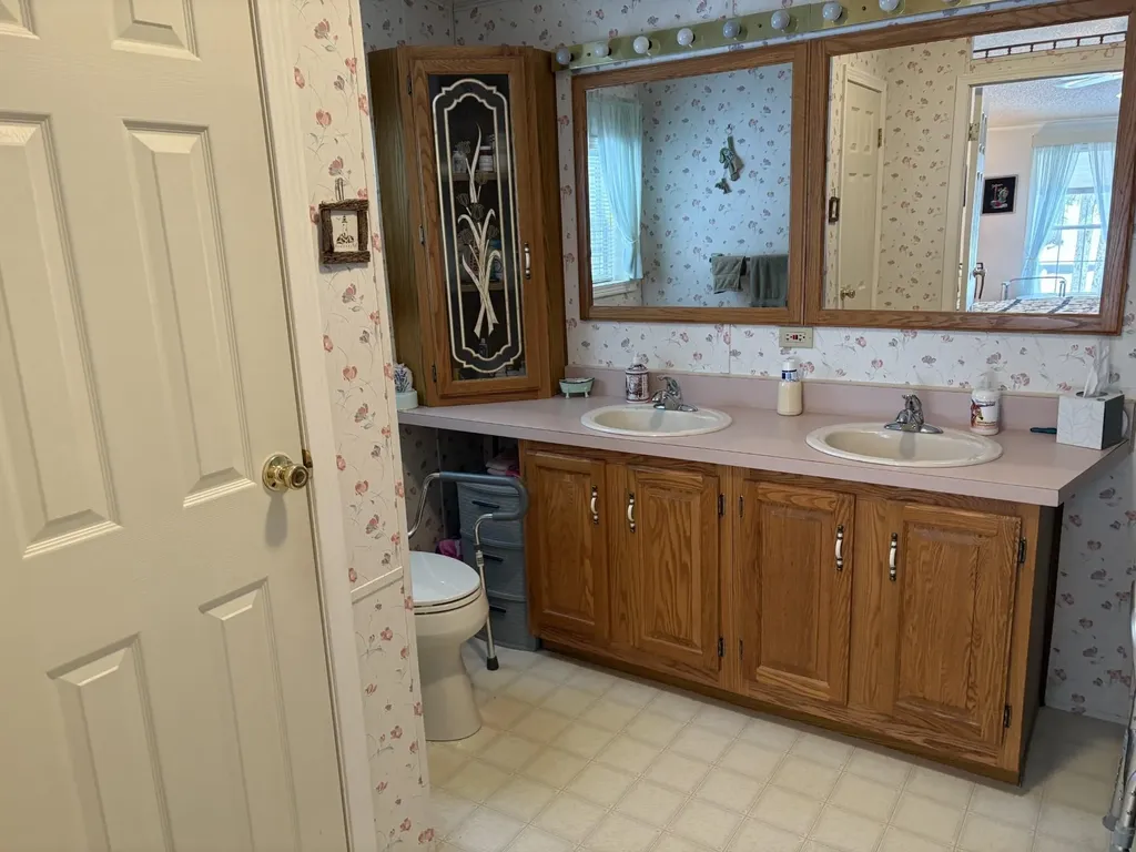 9 Kenyann Drive Wolfeboro NH 03894