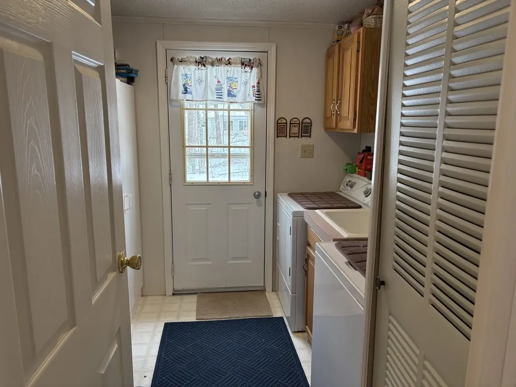 9 Kenyann Drive Wolfeboro NH 03894