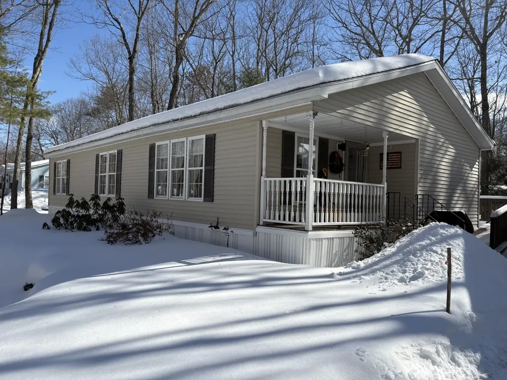 9 Kenyann Drive Wolfeboro NH 03894