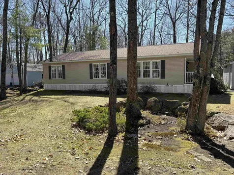 9 Kenyann Drive Wolfeboro NH 03894