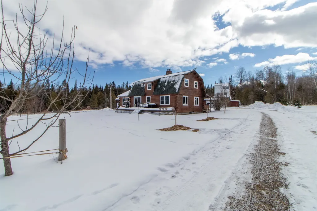 2431 Roaring Brook Road Barton VT 05822