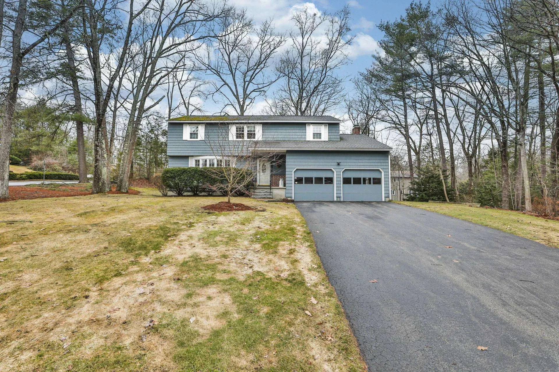 77 Dunbarton Drive Nashua NH 03063