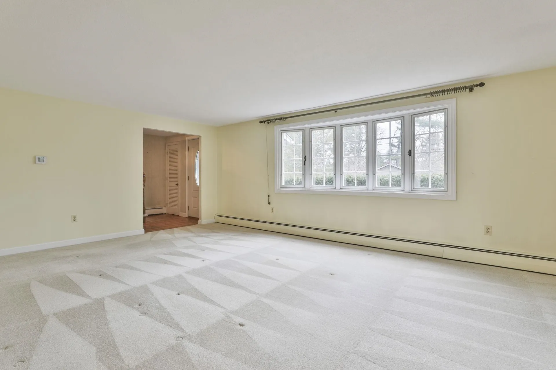 77 Dunbarton Drive Nashua NH 03063