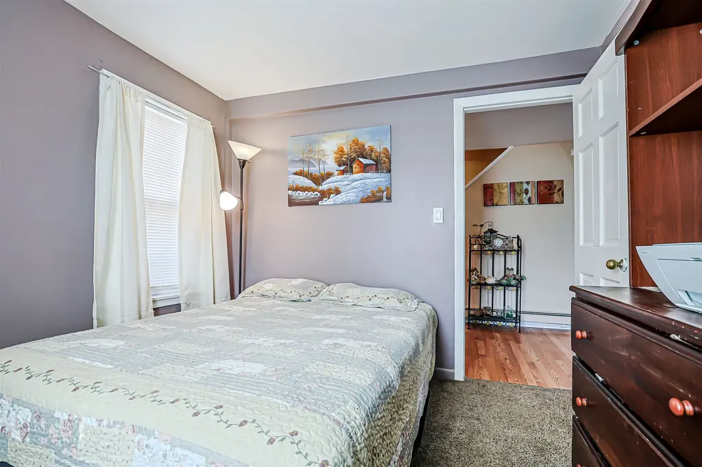 29 Hamburg Street Manchester NH 03102