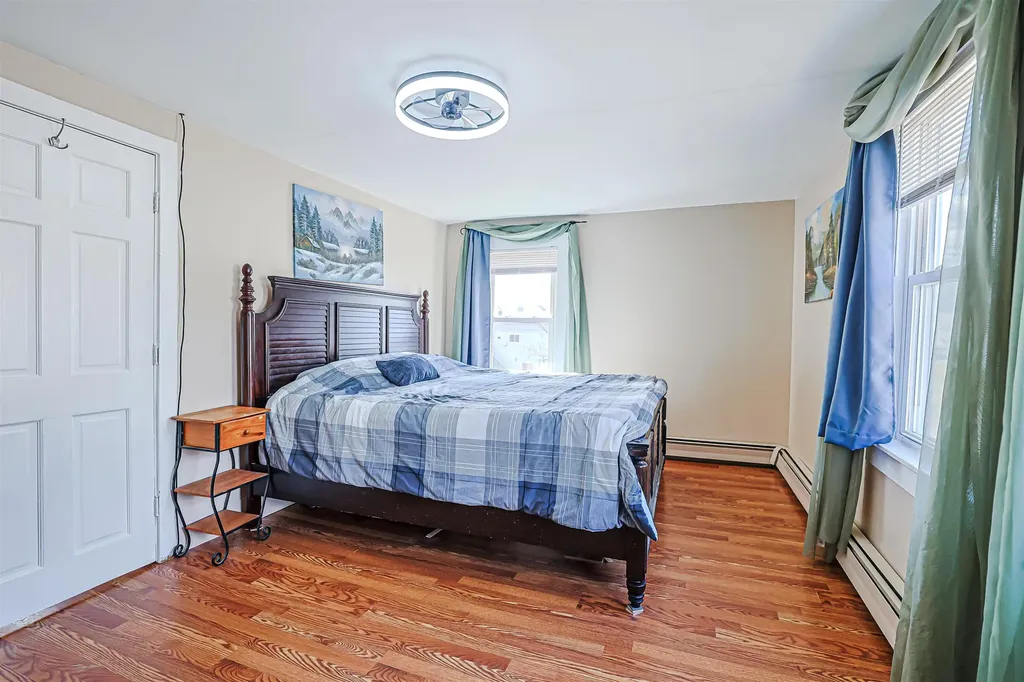 29 Hamburg Street Manchester NH 03102