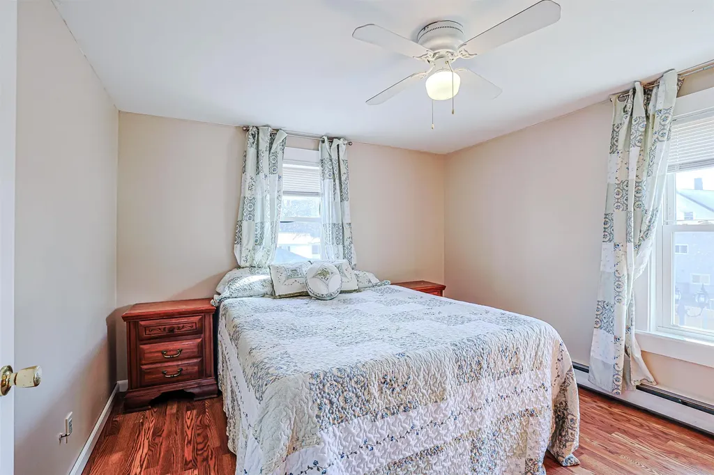 29 Hamburg Street Manchester NH 03102