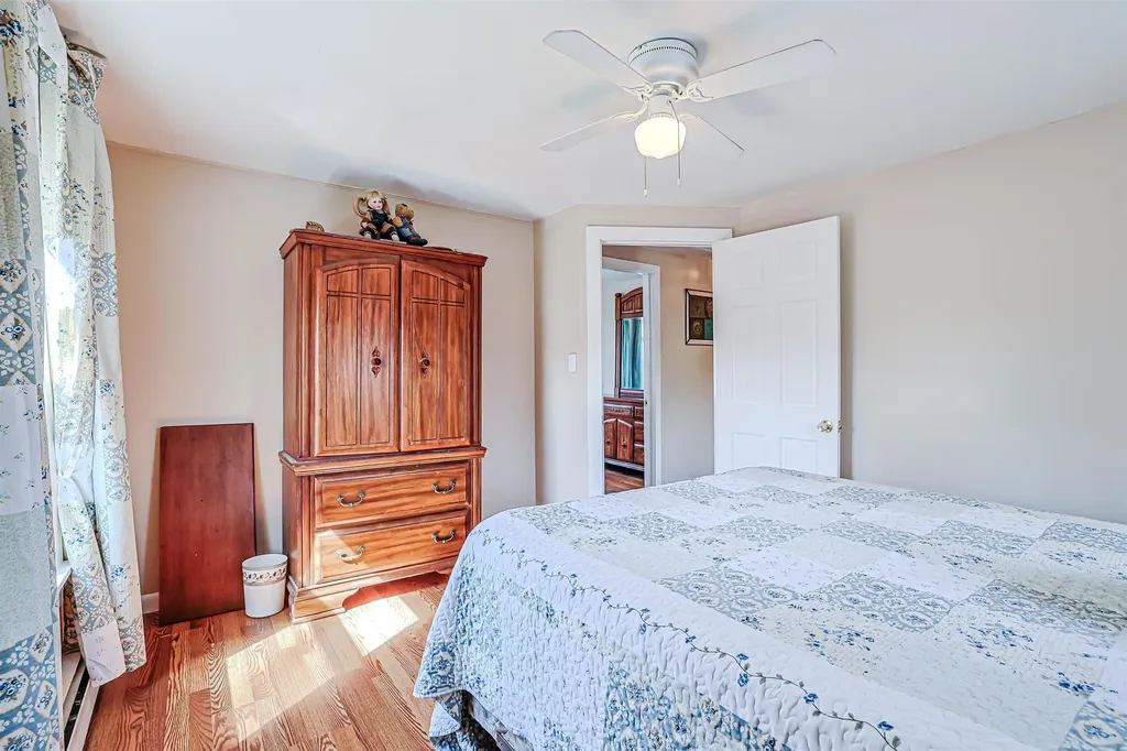 29 Hamburg Street Manchester NH 03102