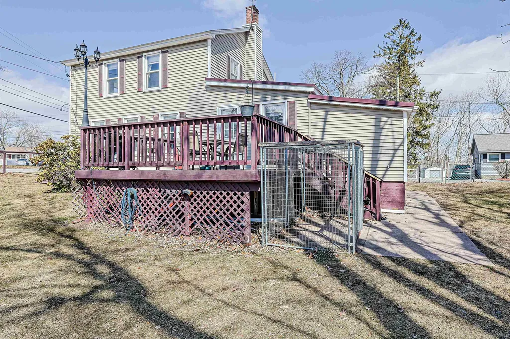 29 Hamburg Street Manchester NH 03102