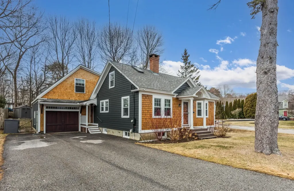 114 Fairview Avenue Portsmouth NH 03801