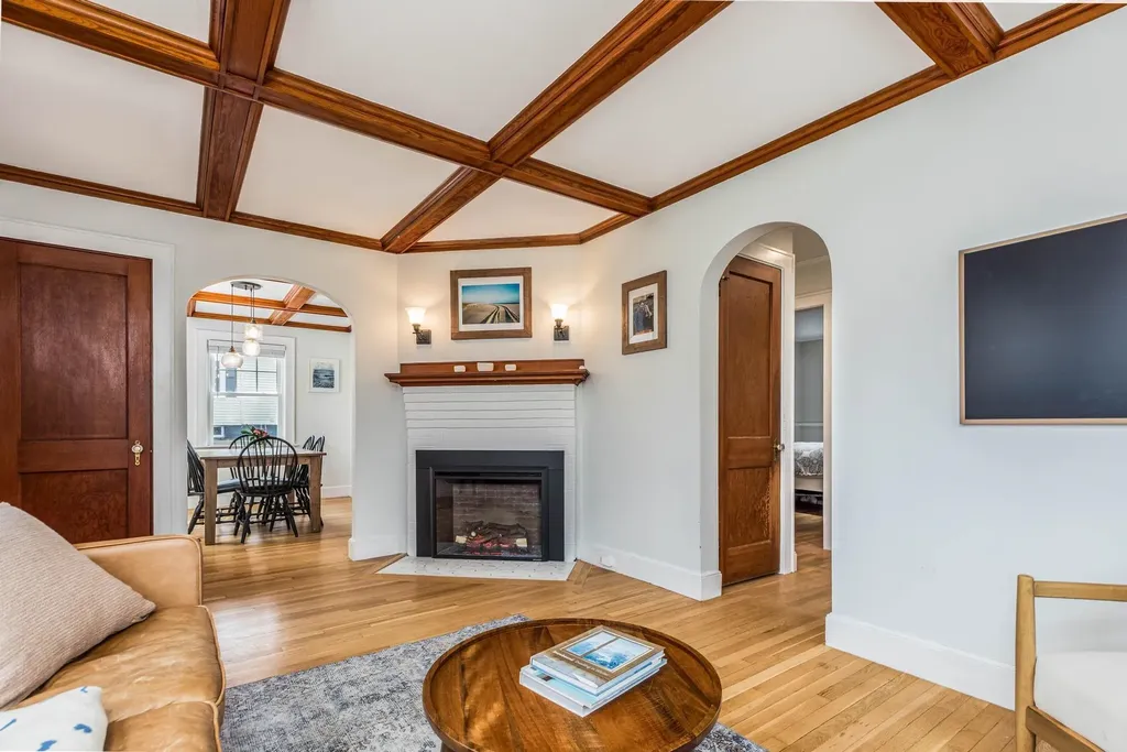 114 Fairview Avenue Portsmouth NH 03801