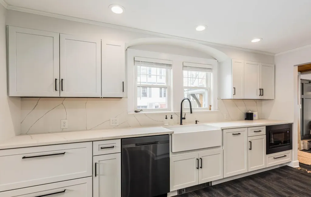 114 Fairview Avenue Portsmouth NH 03801