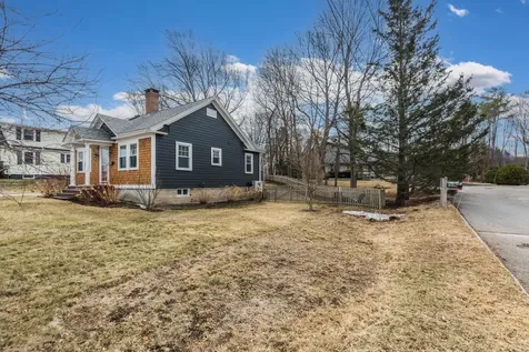 114 Fairview Avenue Portsmouth NH 03801