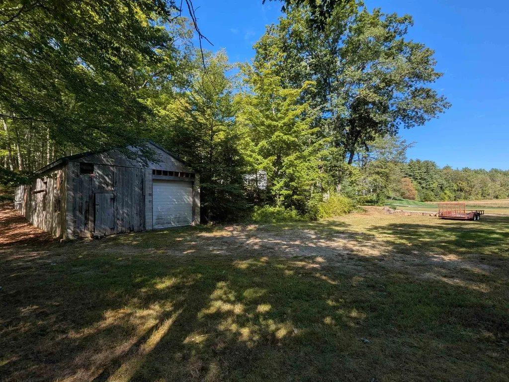 206 S Merrimack Road Hollis NH 03049