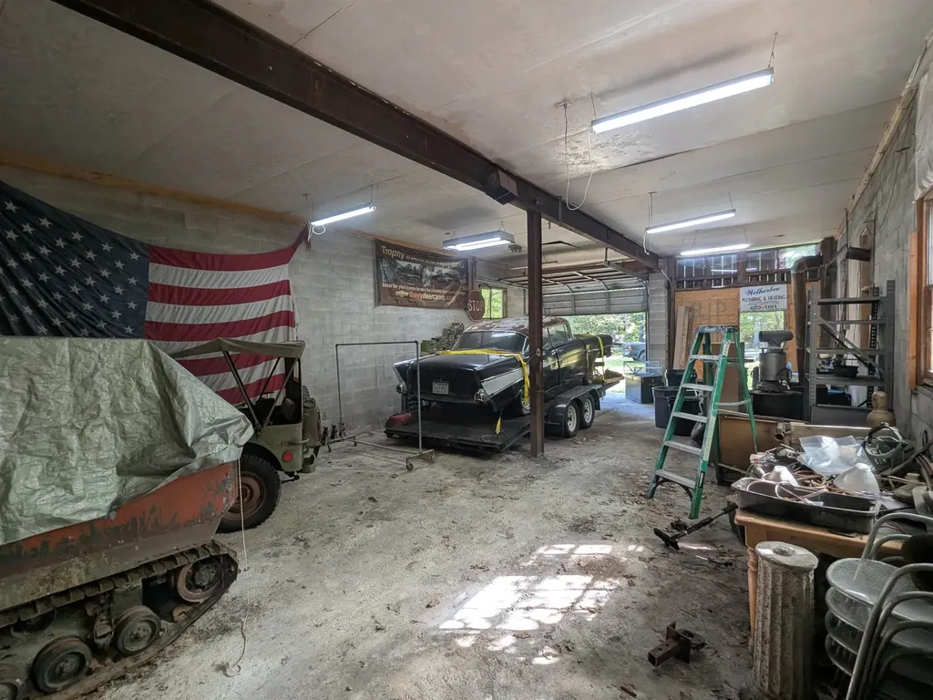 206 S Merrimack Road Hollis NH 03049