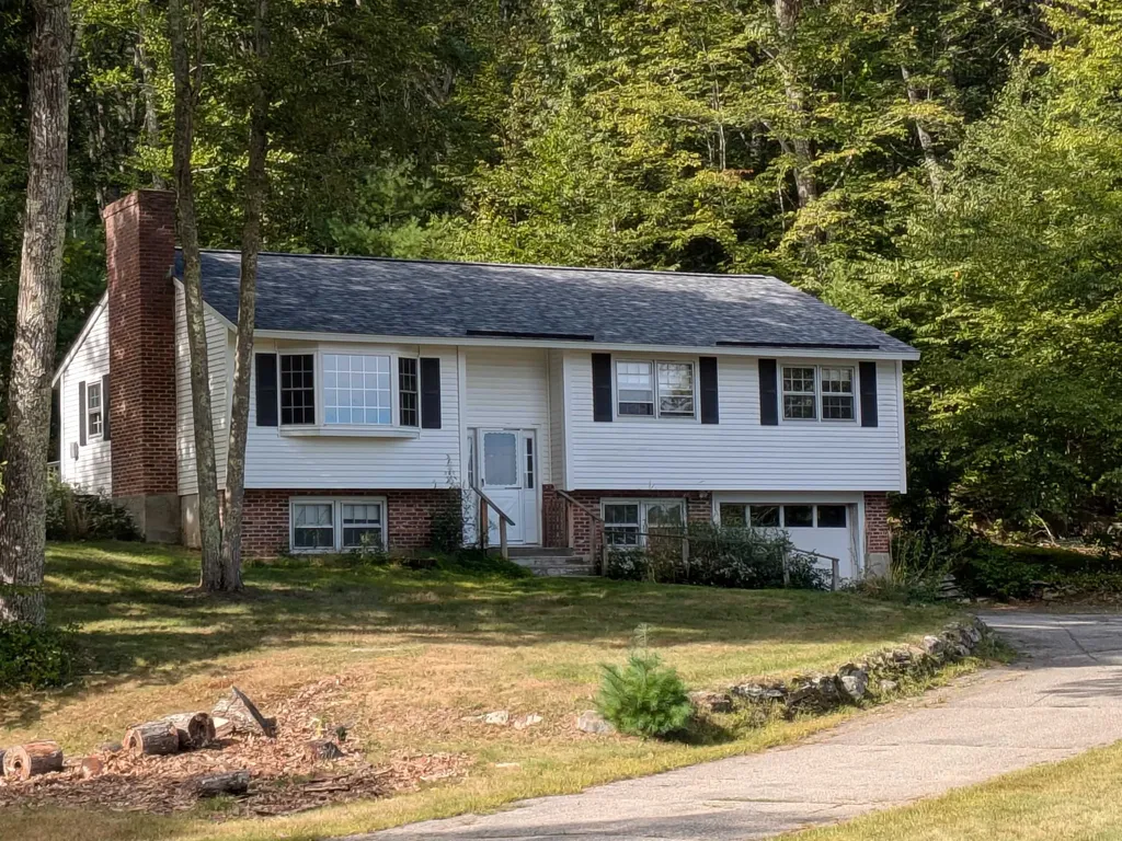 206 S Merrimack Road Hollis NH 03049