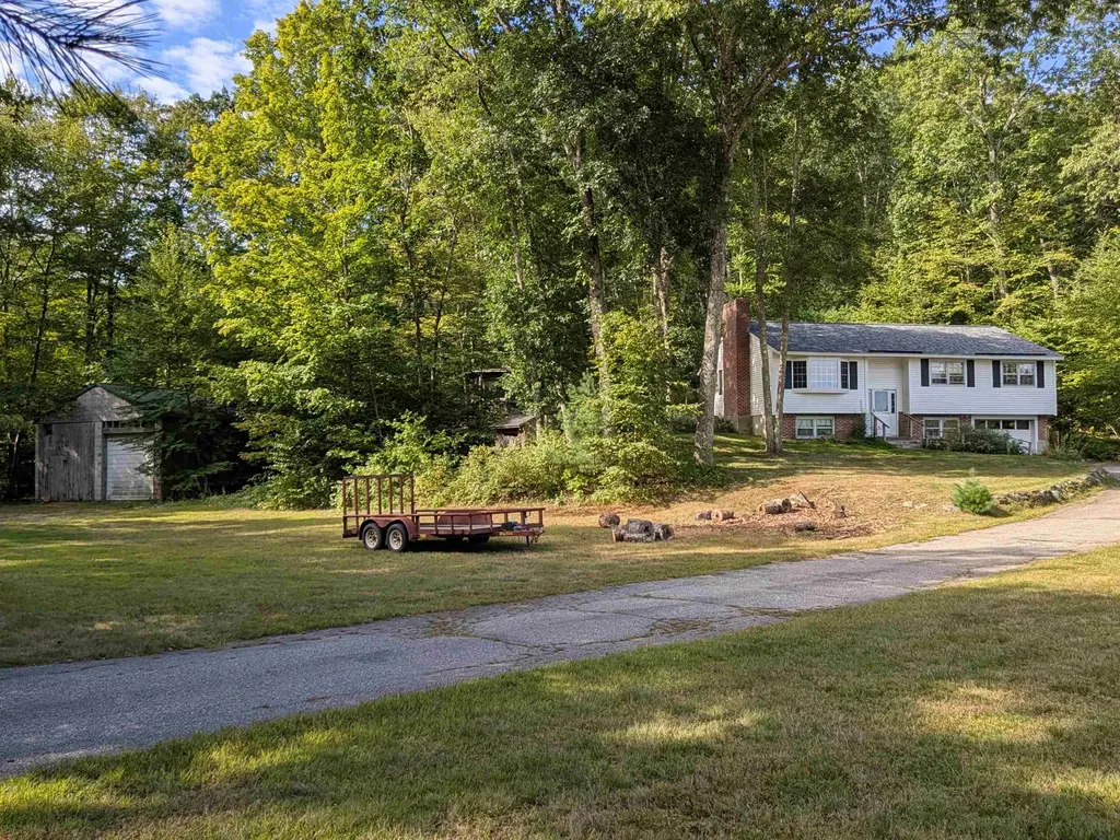 206 S Merrimack Road Hollis NH 03049