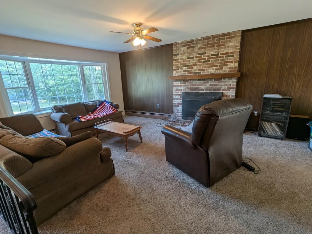 206 S Merrimack Road Hollis NH 03049