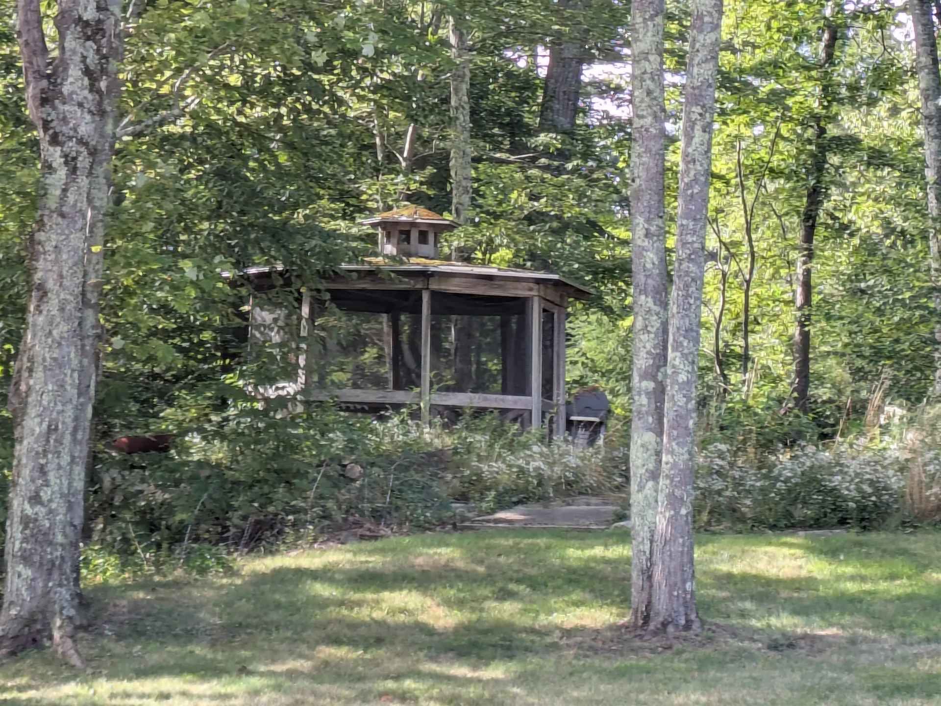 206 S Merrimack Road Hollis NH 03049