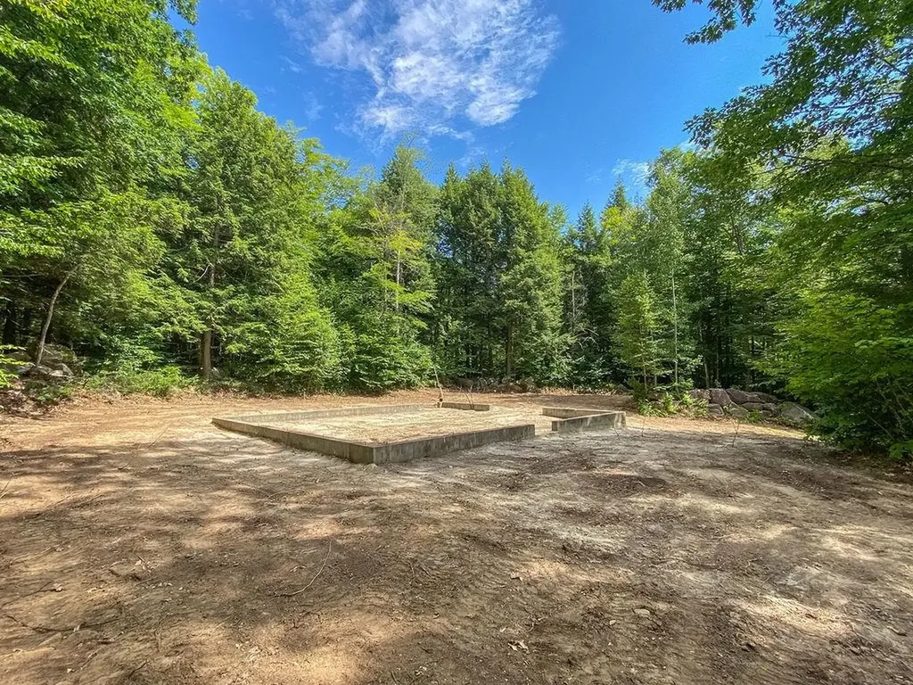 1350 Whittier Highway Moultonborough NH 03254