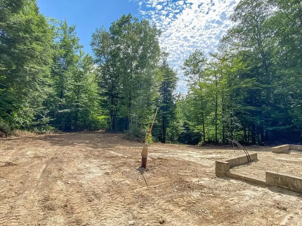 1350 Whittier Highway Moultonborough NH 03254