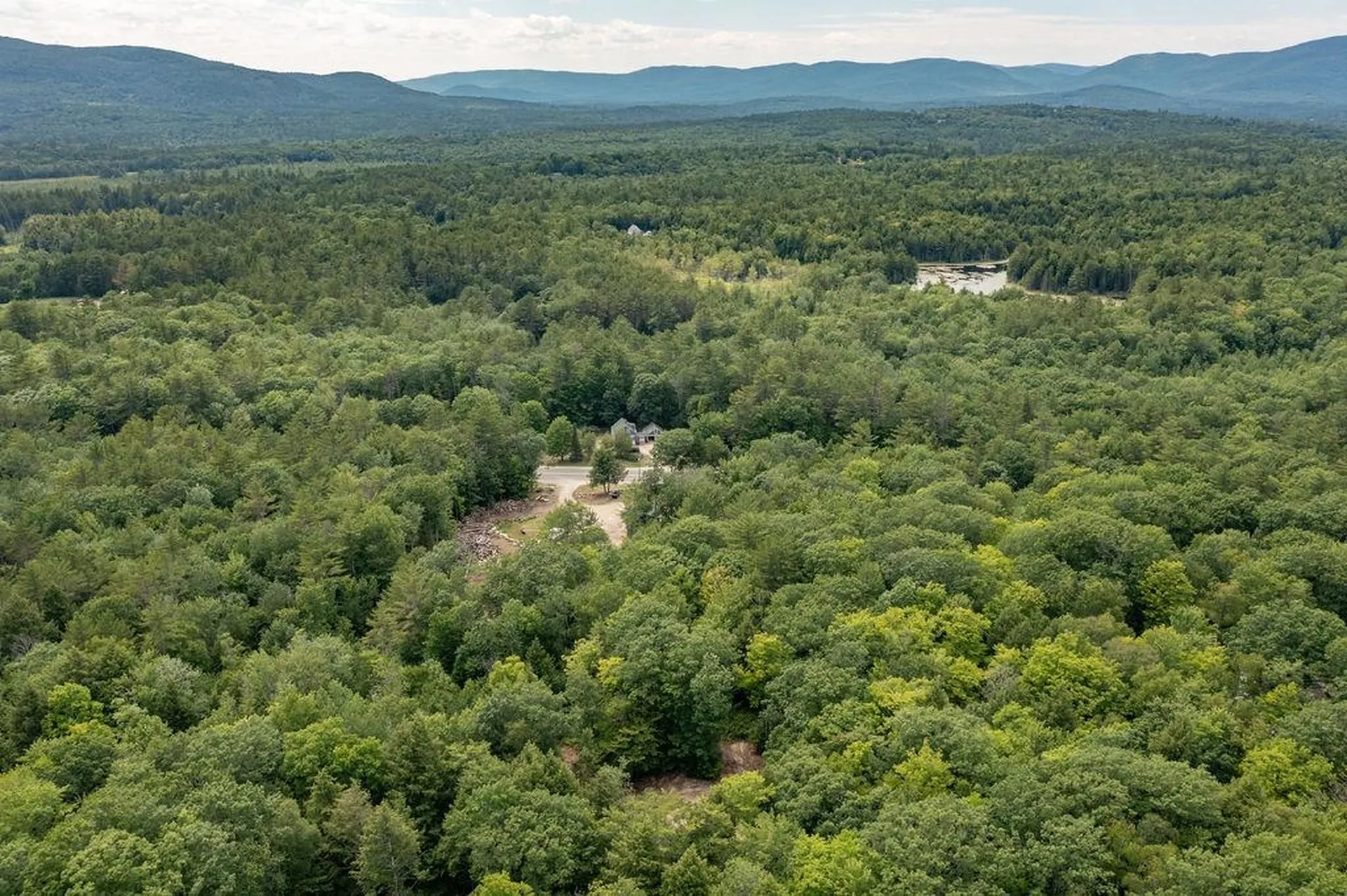 1350 Whittier Highway Moultonborough NH 03254