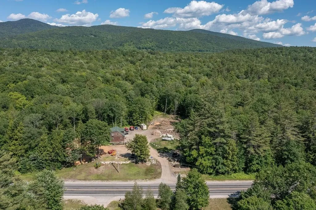 1350 Whittier Highway Moultonborough NH 03254
