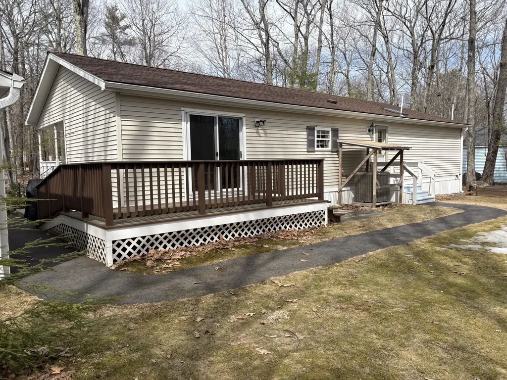 9 Kenyann Drive Wolfeboro NH 03894