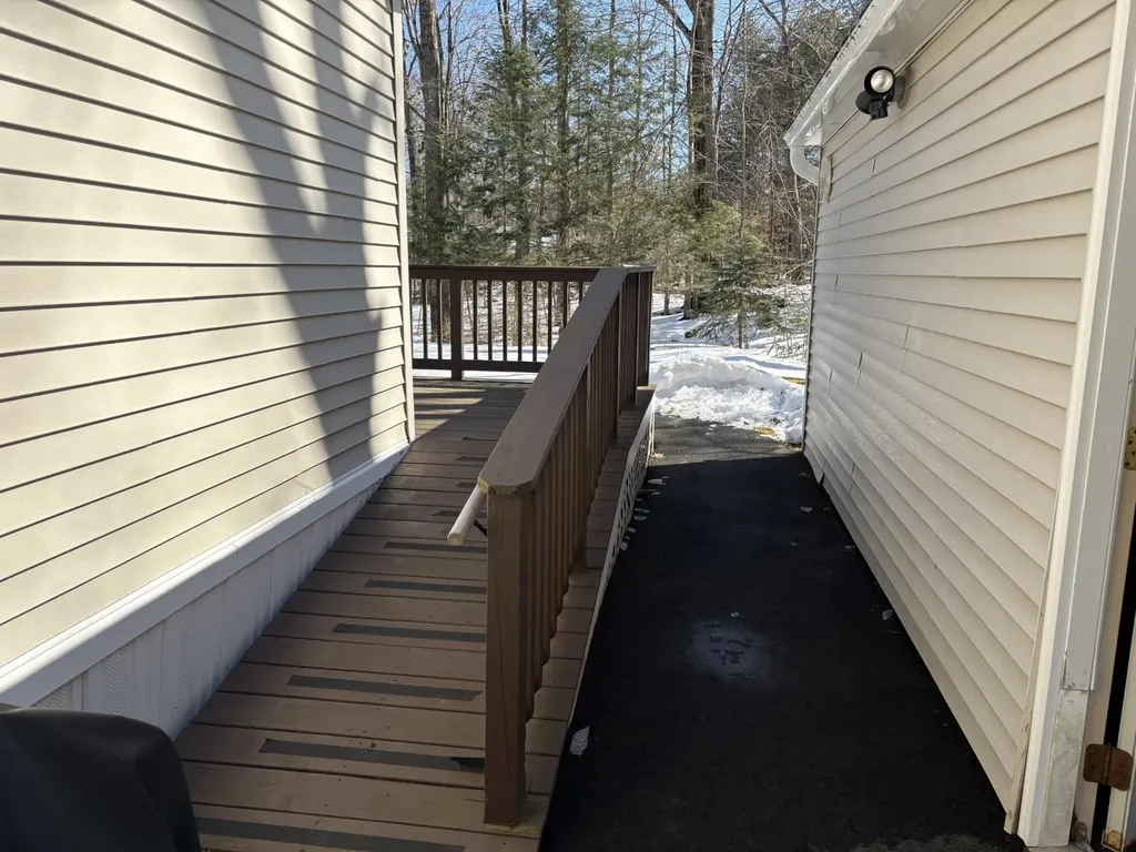 9 Kenyann Drive Wolfeboro NH 03894
