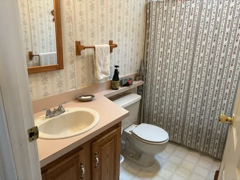 9 Kenyann Drive Wolfeboro NH 03894