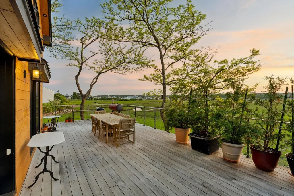 1681 Ocean Boulevard Rye NH 03870