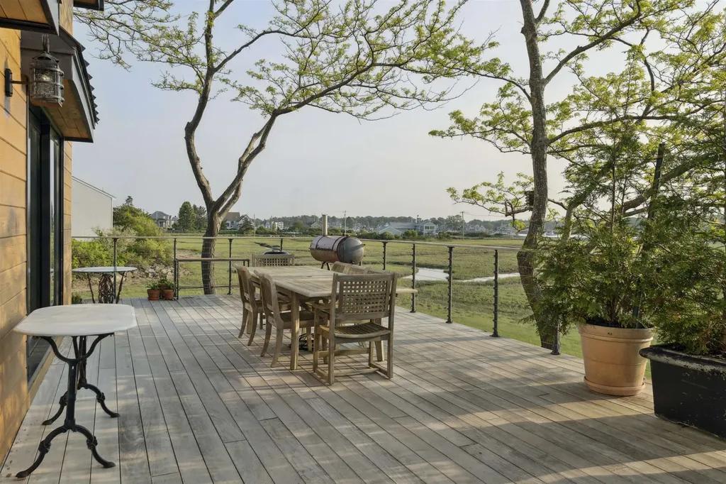 1681 Ocean Boulevard Rye NH 03870