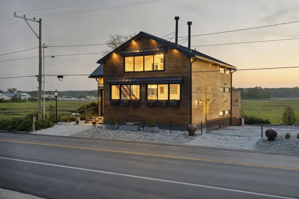 1681 Ocean Boulevard Rye NH 03870